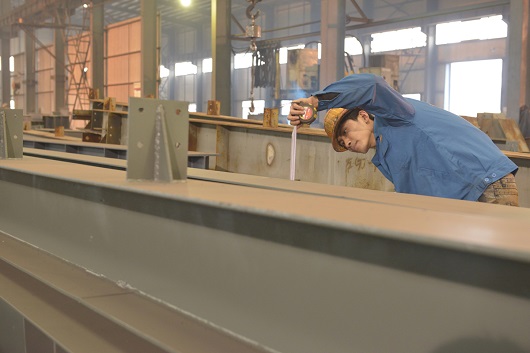 抓好鋼結構工程質量 塑好盛大公司形象