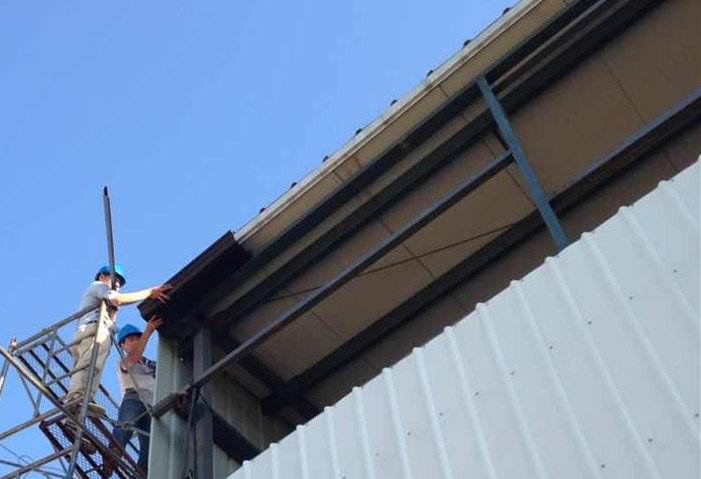 鋼結(jié)構(gòu)廠房圍護(hù)系統(tǒng)天溝，這樣做才算好